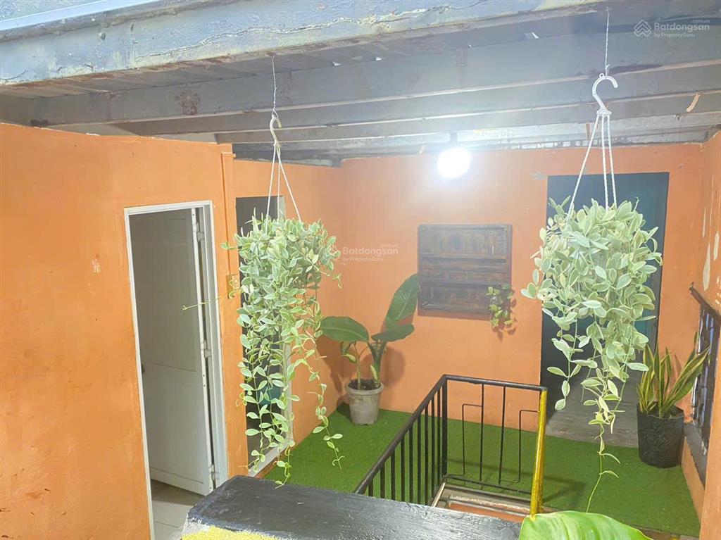 Bán nhà 2 tầng mặt tiền đường thi sách thuận tiện mua bán kinh doanh, sổ đỏ đã hoàn công