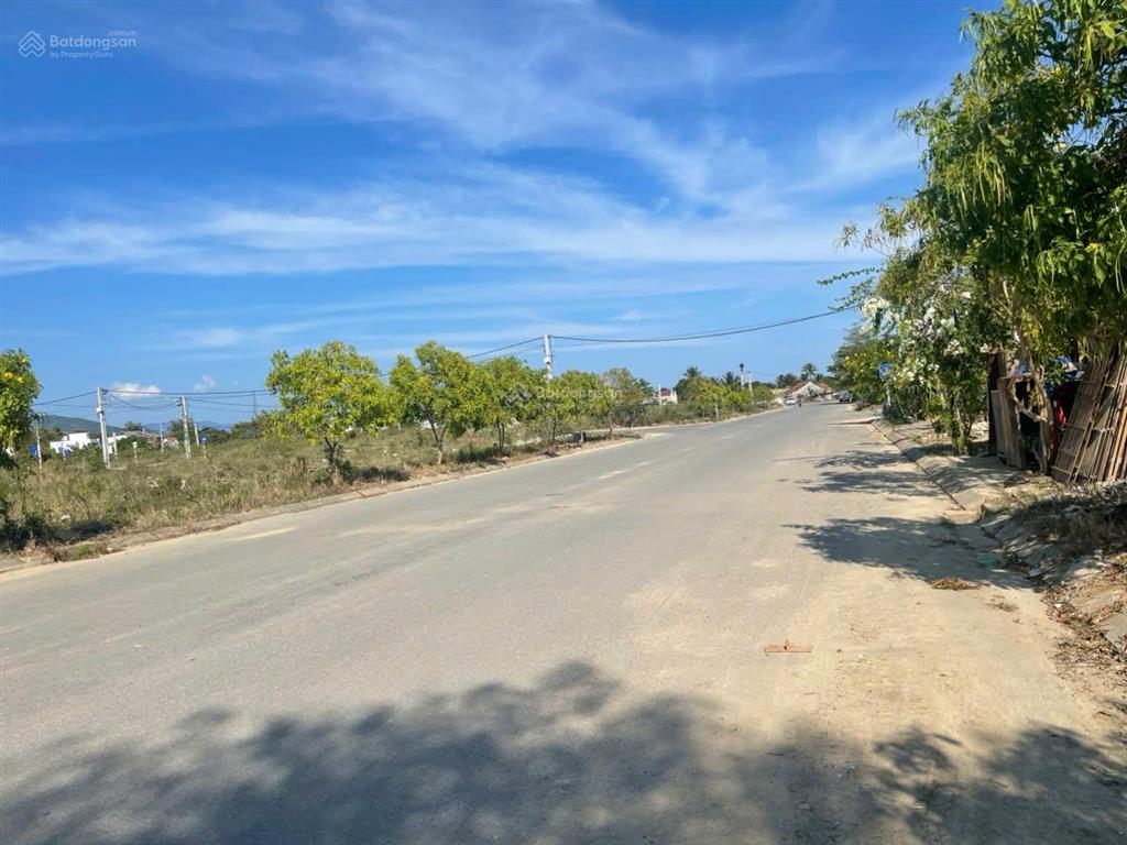 Bán đất phú ân nam 2 đường số 23 rộng 24m, có sổ đỏ, xây dựng tự do, tiện ích xung quanh đầy đủ