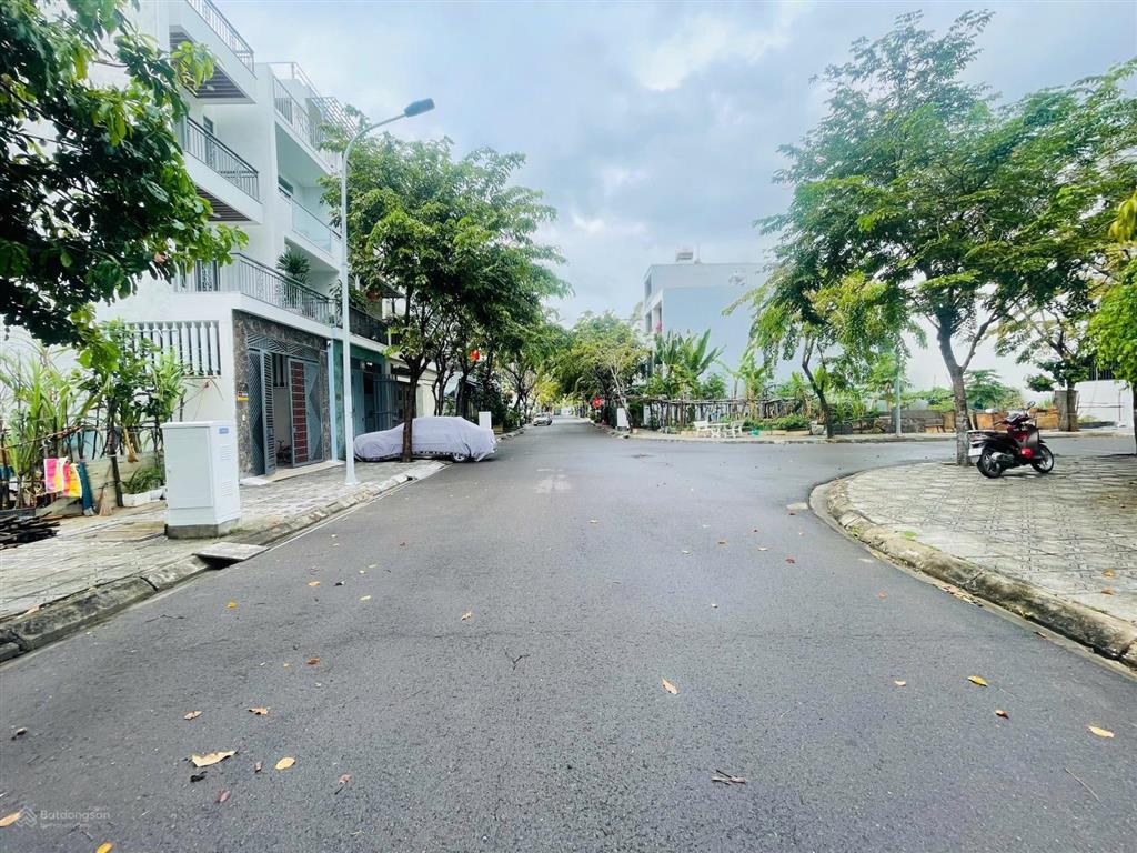 Bán đất an bình tân có sổ đỏ sẵn, giá chỉ 6,5 tỷ, hướng đông bắc đối diện công viên