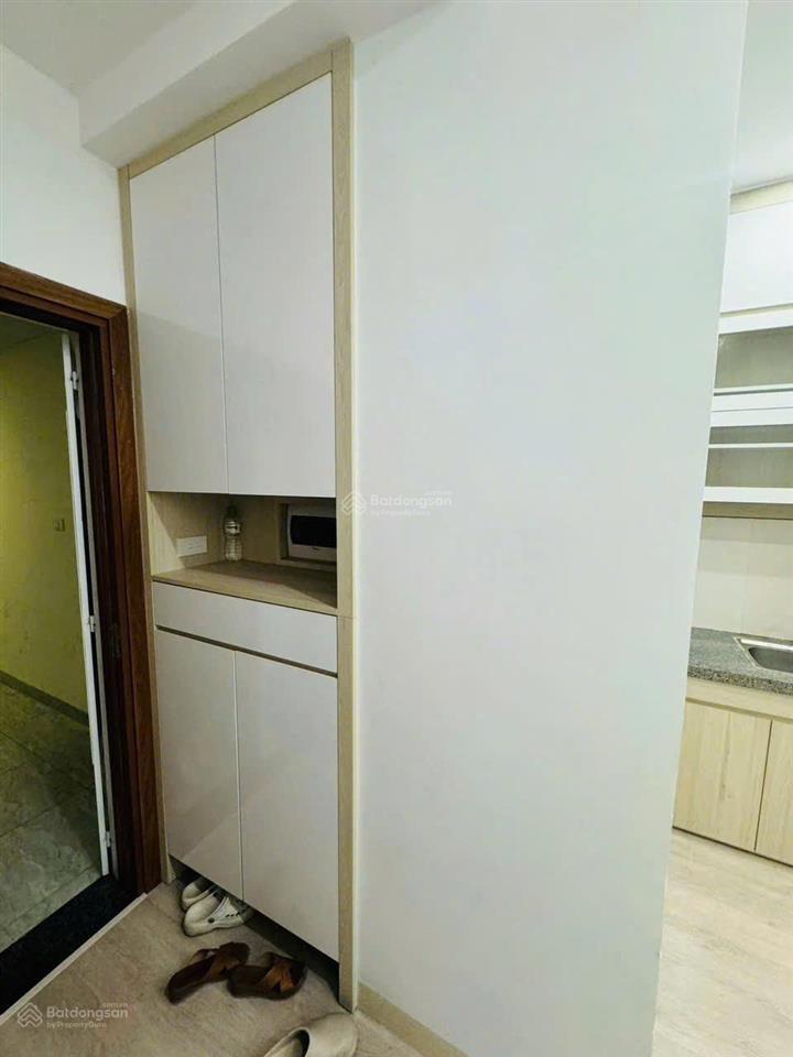 Cần tiền bán gấp căn hộ ssh07 có sẵn nội thất, dt 66m2, sổ đỏ sở hữu lâu dài, tầng cao thoáng mát