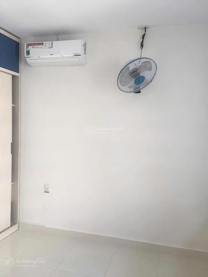 Cần bán căn hộ vcn phước long 2 có sẵn nội thất, sổ đỏ sở hữu lâu dài, tầng cao thoáng mát