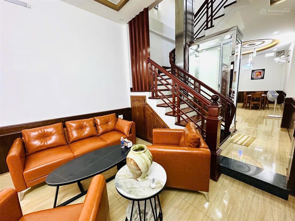 Bán nhà mặt tiền đường châu văn liêm, phước long có thang máy. đầy đủ nội thất xịn, sổ đã hoàn công