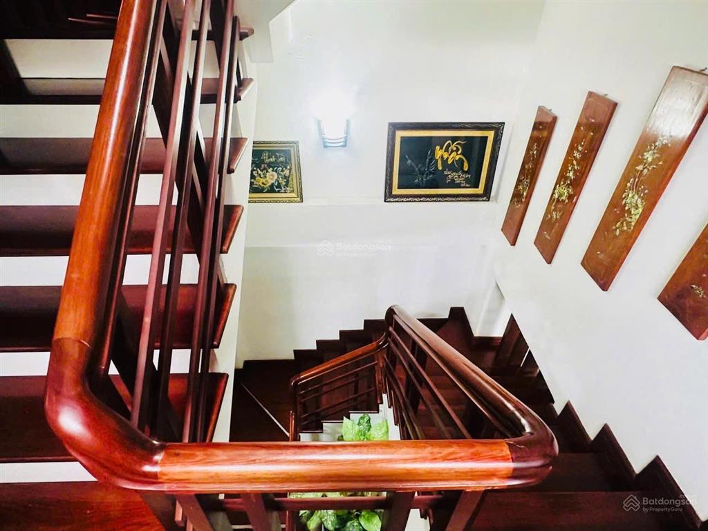 Bán nhà mặt tiền đường châu văn liêm, phước long có thang máy. đầy đủ nội thất xịn, sổ đã hoàn công