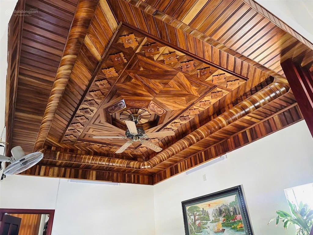 Bán nhà mặt tiền đường châu văn liêm, phước long có thang máy. đầy đủ nội thất xịn, sổ đã hoàn công