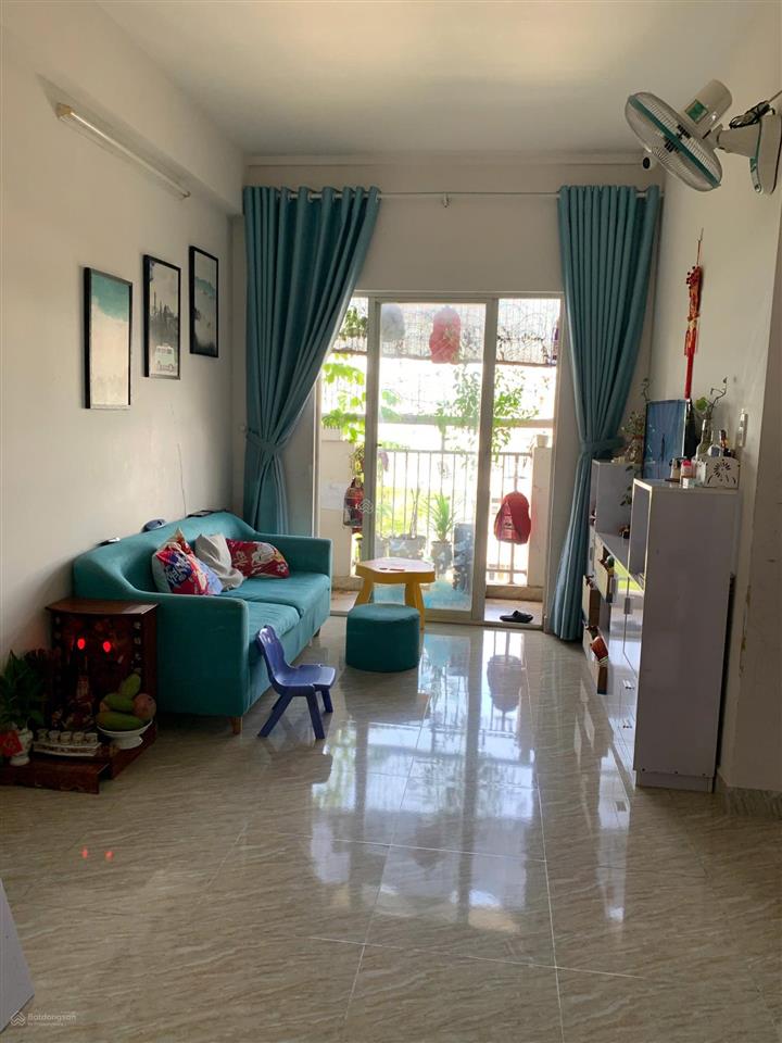 Bán căn góc chung cư hoàng quân có nội thất giá chỉ 2 tỷ 150 triệu, sổ đỏ lâu dài, cách biển 1km