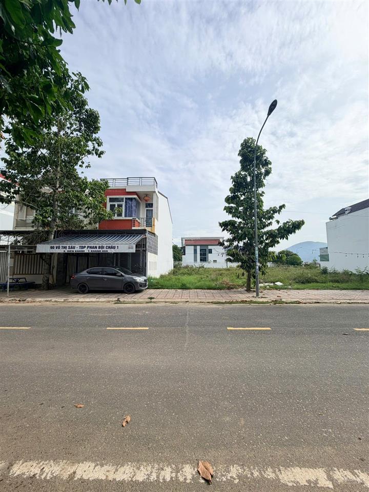 Cần tiền bán lô đất khu đô thị mới nam sông cái đã có sổ đỏ, đường hiện trạng 16m, vị trí tiềm năng
