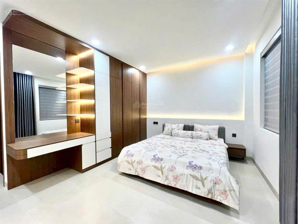 Bán nhà 3,5 tầng gói 5, khu đô thị mỹ gia có sẵn nội thất mới giá chỉ 8,8 tỷ, pháp lý chuẩn