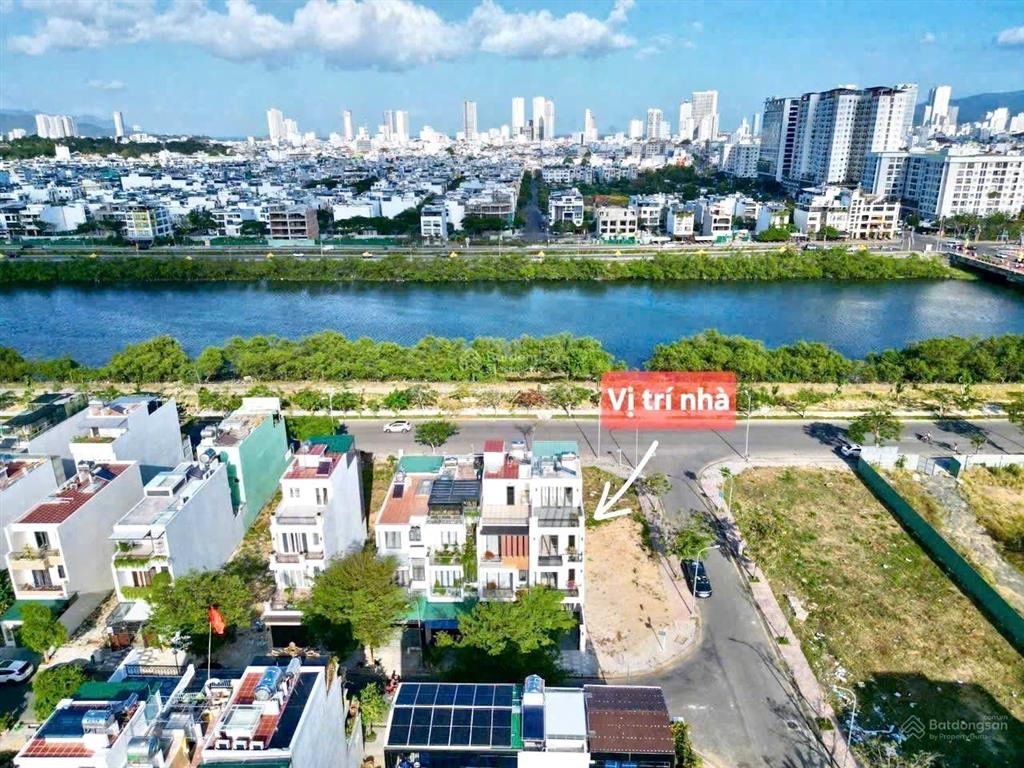 Bán nhà 3,5 tầng gói 5, khu đô thị mỹ gia có sẵn nội thất mới giá chỉ 8,8 tỷ, pháp lý chuẩn