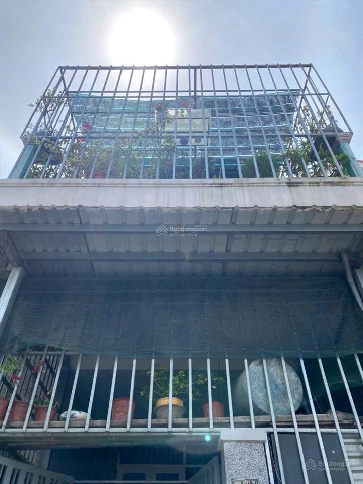 Cần tiền bán nhà 2 tầng vĩnh thái, nam nha trang giá chỉ 2 tỷ 950 triệu, sổ đỏ riêng, đất vuông vắn