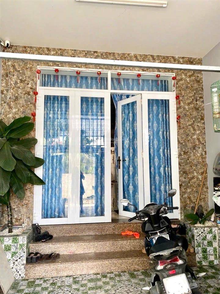 Cần tiền bán nhà 2 tầng vĩnh thái, nam nha trang giá chỉ 2 tỷ 950 triệu, sổ đỏ riêng, đất vuông vắn
