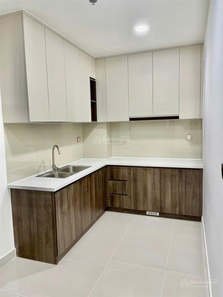 Bán căn 50m2 1pn 1wc nhà mới 100%, tặng 2 máy lạnh, rèm cửa