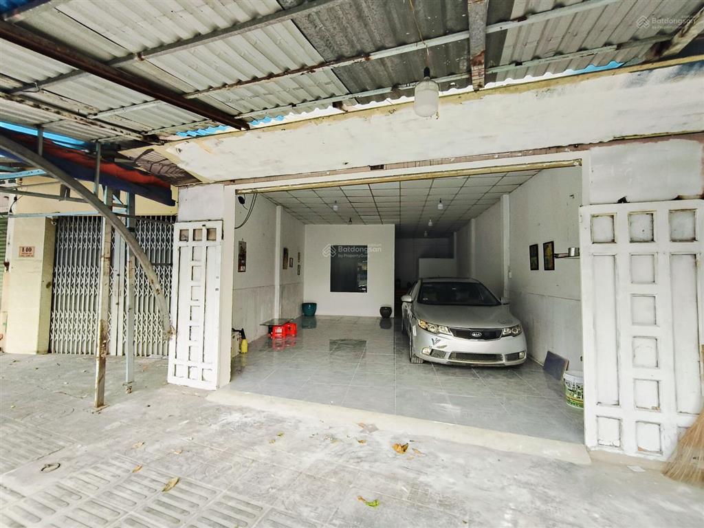 Nhà mặt phố đẹp, nhiều tiện ích tại 138 đường kênh nước đen, 12,5 tỷ, 102m2