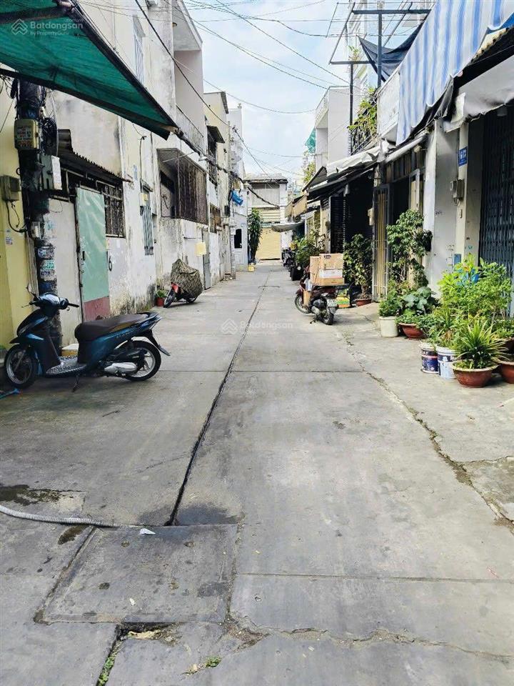 Cho thuê phòng riêng, nhỏ xinh, mặt hẻm xe hơi, có gác gỗ, gần chợ gò xoài