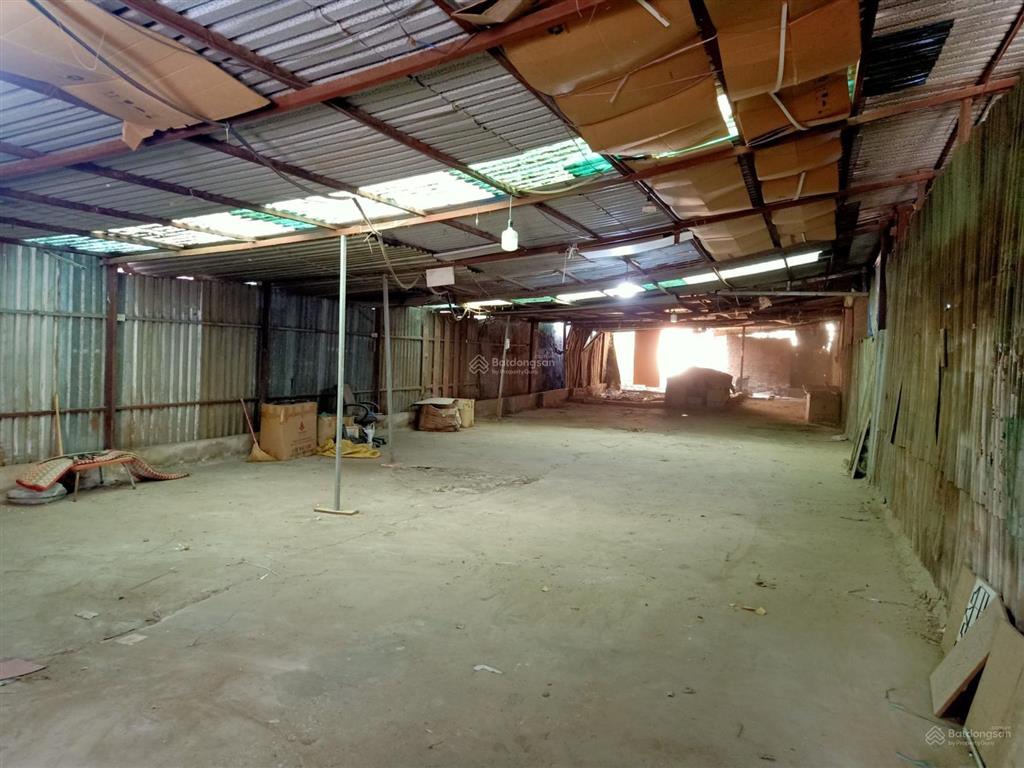 Cho thuê kho, xưởng diện tích 288m2 ngay gần bến xe an sương, xe tải vô tận nơi