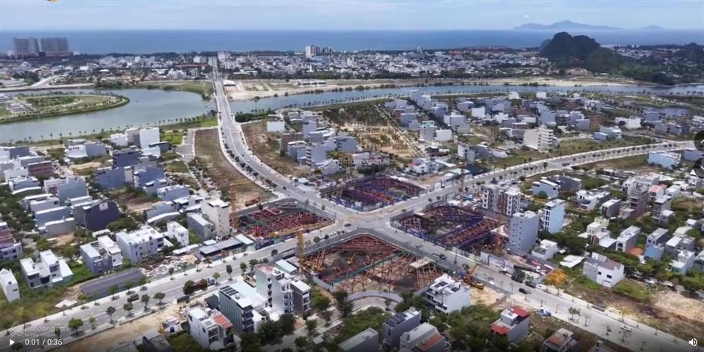 Bán chung cư fours tower đà nẵng 1 ngủ + sân vườn 70.09 m2 cắt lỗ 200 triệu  0934 373 ***