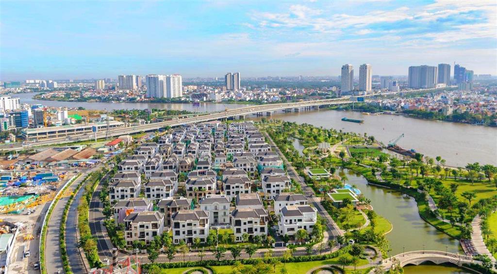 Chủ cần tiền bán giá tốt căn 520m2399tỷ biệt thự vinhomes central park, đã có sổ đỏ, miễn phí dv