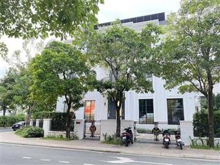 Chủ cần tiền bán giá tốt căn 520m2399tỷ biệt thự vinhomes central park, đã có sổ đỏ, miễn phí dv