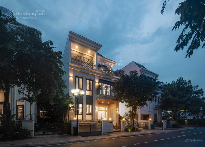 Chủ cần tiền bán giá tốt căn 520m2399tỷ biệt thự vinhomes central park, đã có sổ đỏ, miễn phí dv