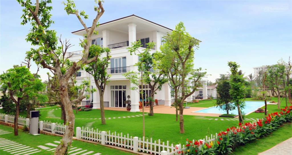 Chủ cần tiền bán giá tốt căn 520m2399tỷ biệt thự vinhomes central park, đã có sổ đỏ, miễn phí dv
