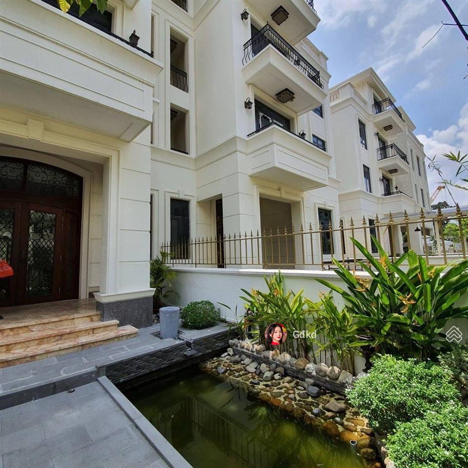 (tin chính xác)cho thuê đủ loại diện tíchfull nội thất đẹp dt sàn 560m2219tr/t biệt thự vin bason