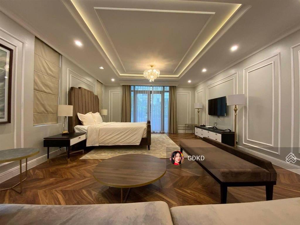 Chủ nhà cần tiền rao bán giá tốt căn 225m2 186tỷ biệt thự vinhomes bason, đã có sổ đỏ, miễn phí dv