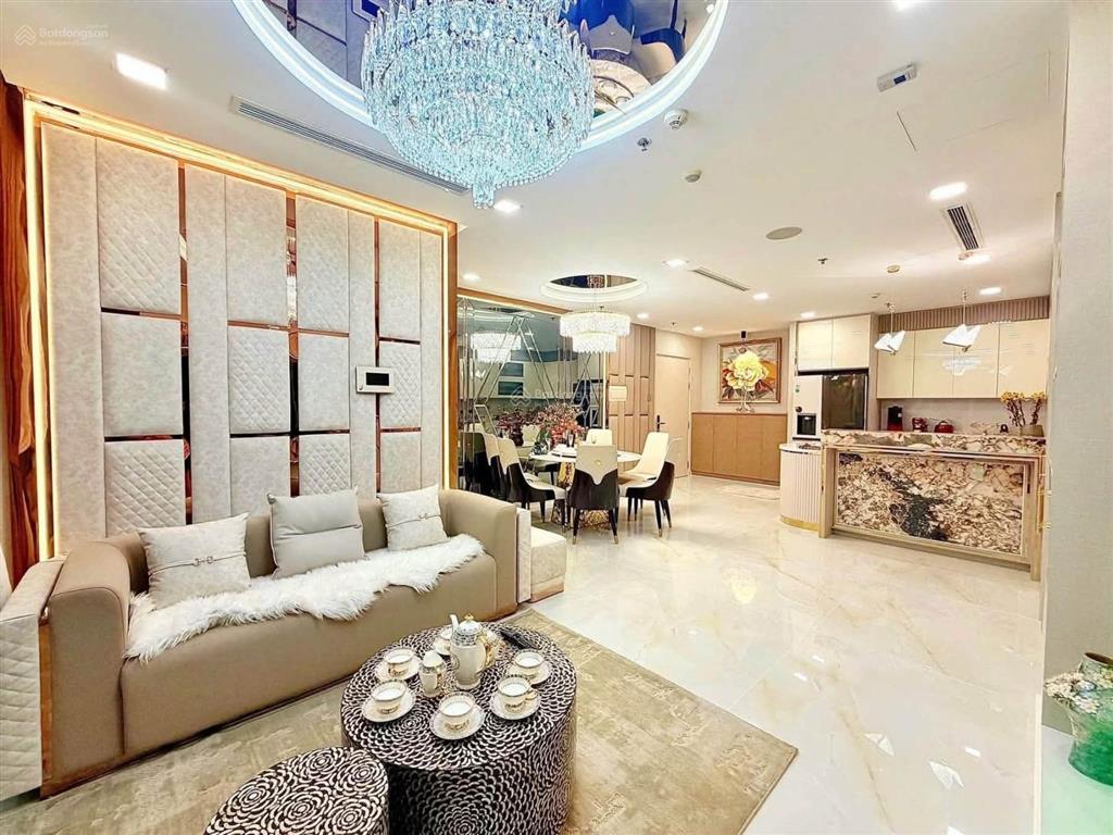 Cho thuê căn 2pn dt 88m2, view trực diện sông tòa p5 vinhomes central park giá tốt 26triệu/tháng.