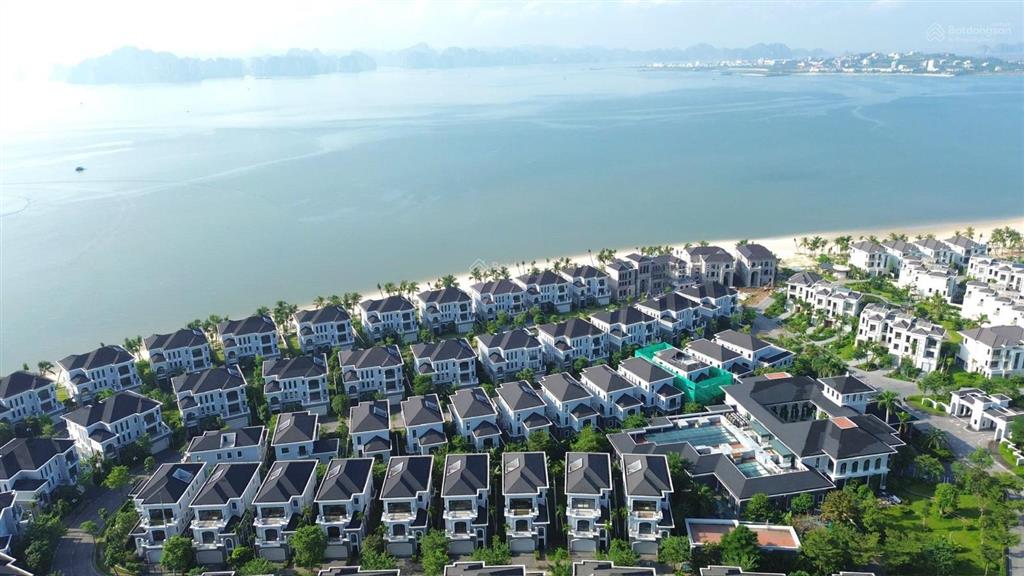 Cơ hội sở hữu nổi bật biệt thự grand bay hạ long  căn biệt thự trực diện biển 697m2 đất