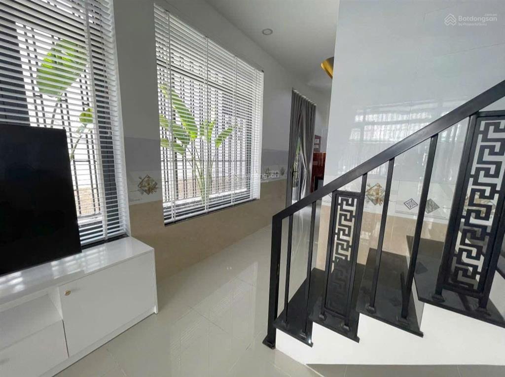 Cho thuê nhà nguyên căn 4 tầng 5 phòng ngủ 5 nhà vệ sinh