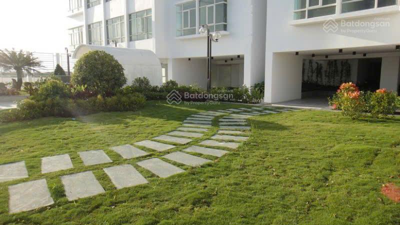 Bán căn hộ 93,5m2 hoàng anh gia lai lake view 72 hàm nghi. giá 58tr/m2 bao sổ đỏ