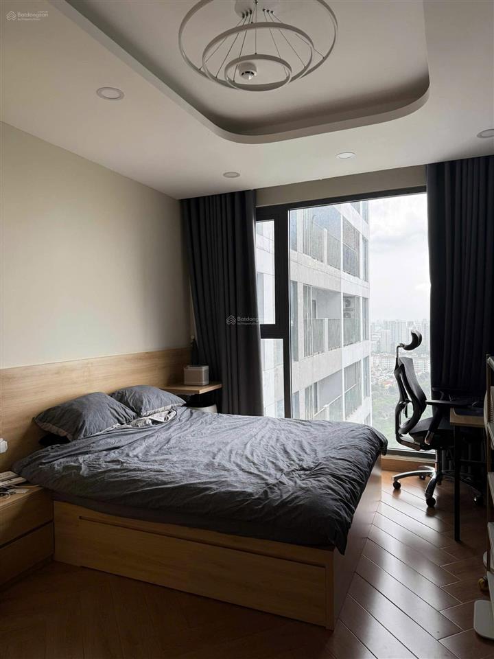Cần bán căn hộ lavida plus 1pn đang cho thuê 14tr/tháng giá bán 4,3 tỷ bao hết hoàn sổ