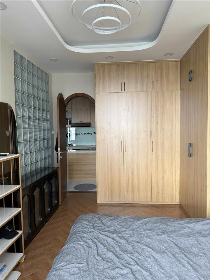Cần bán căn hộ lavida plus 1pn đang cho thuê 14tr/tháng giá bán 4,3 tỷ bao hết hoàn sổ