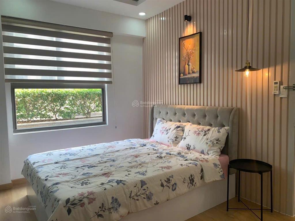 Cho thuê căn hộ sài gòn south residence 2pn nhà đẹp, ở liền giá 18,5tr   0906 313 ***