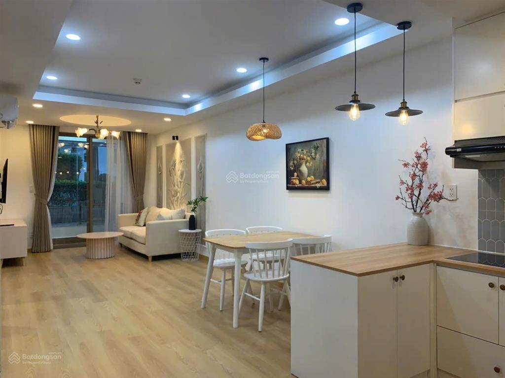 Cho thuê căn hộ sài gòn south residence 2pn nhà đẹp, ở liền giá 18,5tr   0906 313 ***