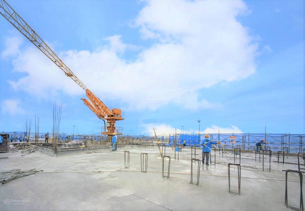 Kẹt tiền cần bán nhanh căn hộ studio 50m2 full nội thất chủ đầu tư.  ngay 0903 601 ***