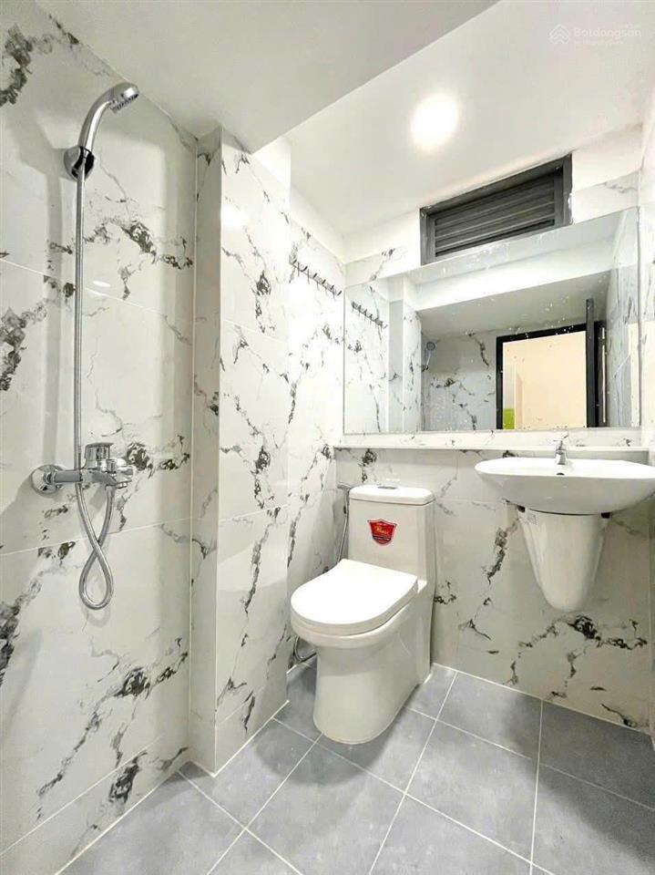 Căn hộ thoáng đẹp lê văn sỹ giao trần quang diệu giá 6 triệu