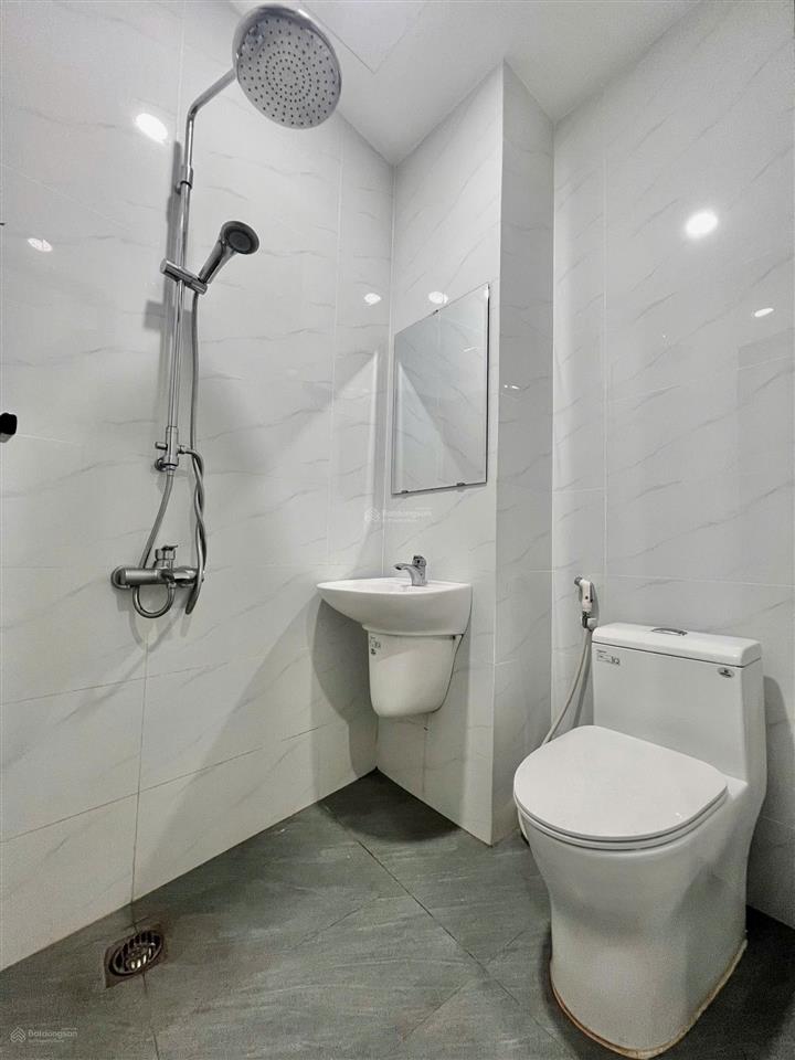 Phòng đẹp thoáng bắc hải giao cmt8 full tiện nghi new 4.5 triệu