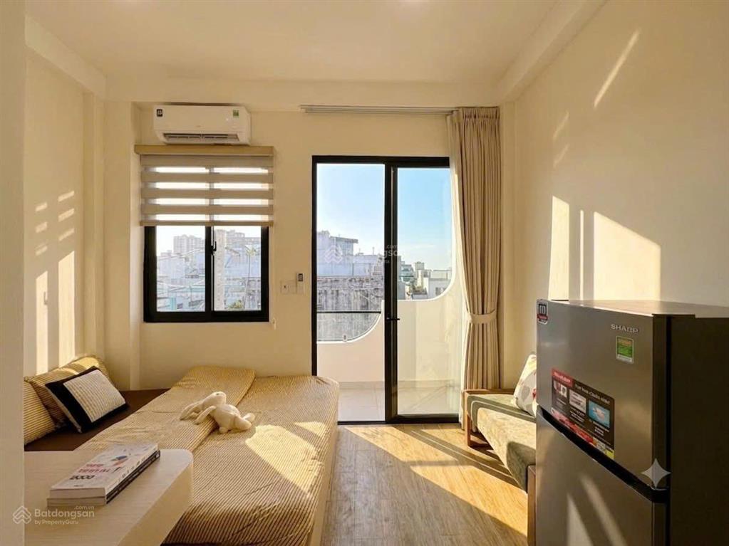 Phòng đẹp ban công mới xây đường an dương vương, full tiện nghi chỉ 5,6 triệu