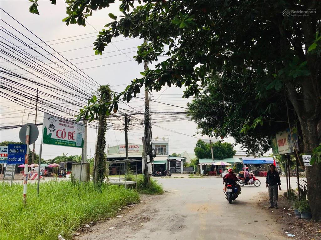Đất thổ đường nhựa. mt đường đăng mỹ, cách quốc lộ 1km. đất 4.400m2 ngang 50m x 84m nở hậu, giá tốt