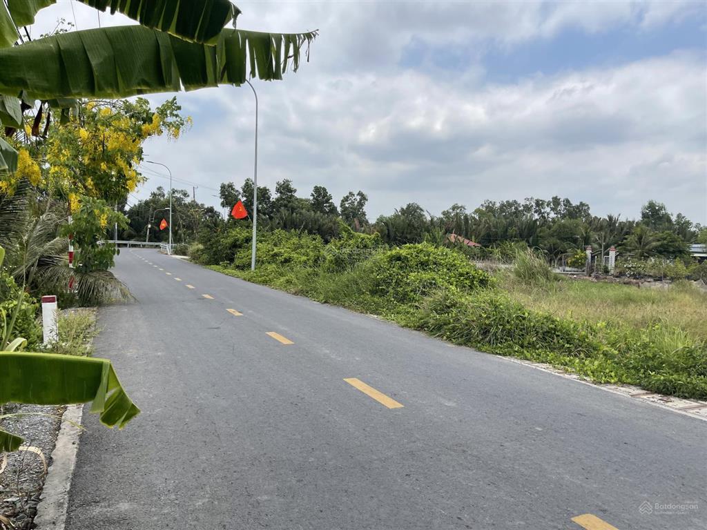 Đất ở mặt tiền lương ngang, 21m dài 40m, không quy hoạch giá tốt