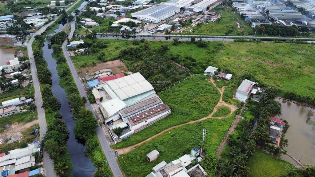 Cho thuê đất trống 5.500m2 đất có thổ cư có thể xây dựng nhà tạm kho xưởng giá tốt