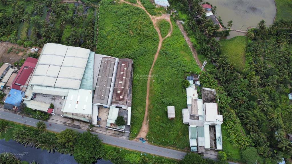 Cho thuê đất trống 5.500m2 đất có thổ cư có thể xây dựng nhà tạm kho xưởng giá tốt