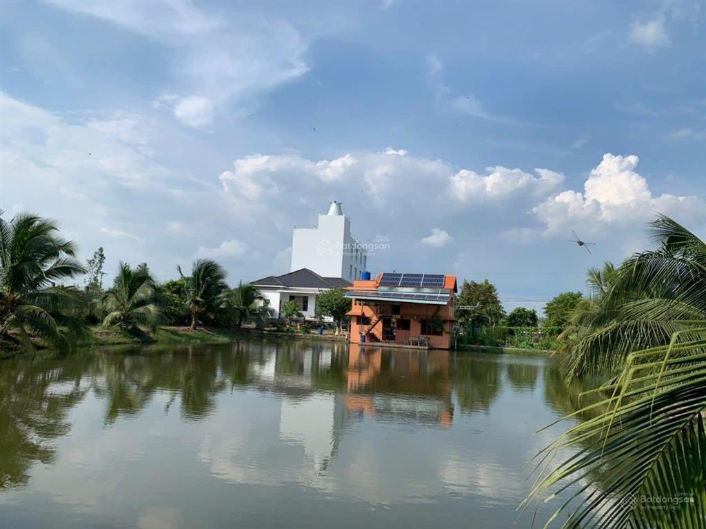 Nhà vườn  nhà yến  có nhà xưởng cho thuê, thu nhập ổn định giá bán hết 29 tỷ