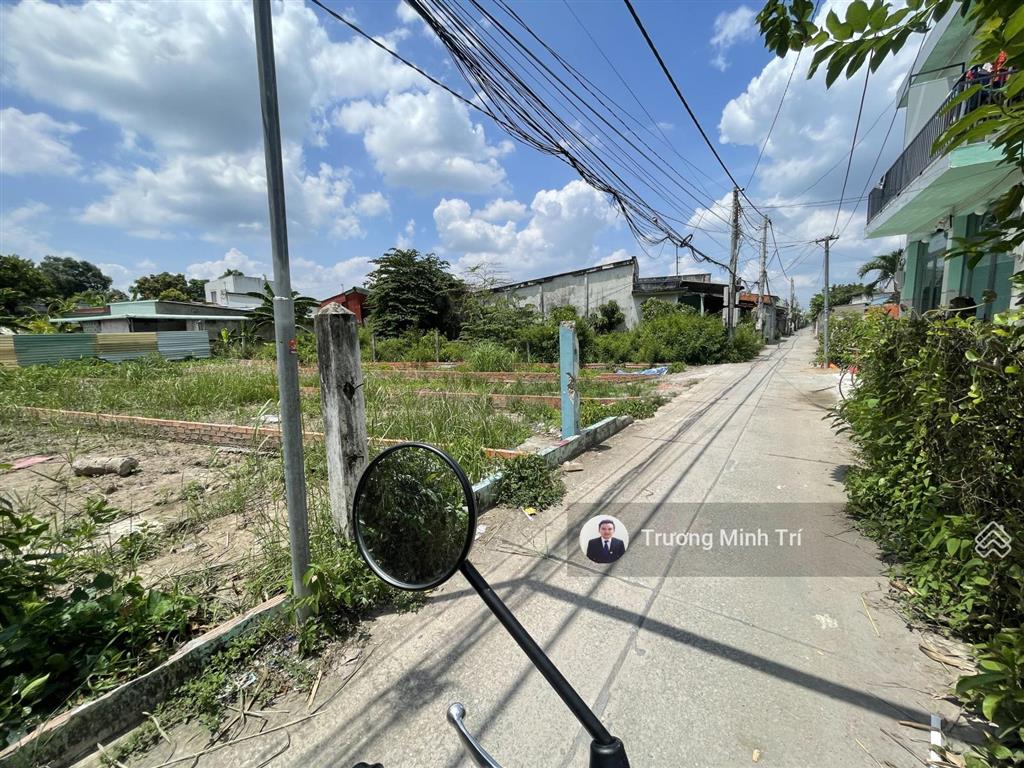 Nền đất ở 4.4m x 27.5m, hẻm 5 nguyễn văn tuôi, bến lức, tây ninh (long an cũ)