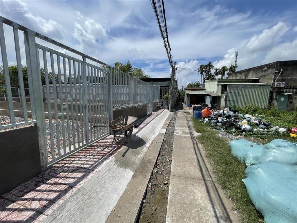 Đất thổ cư 6x18m = 106m2 hẻm đường dương đình cúc, xã tân nhựt, tphcm.