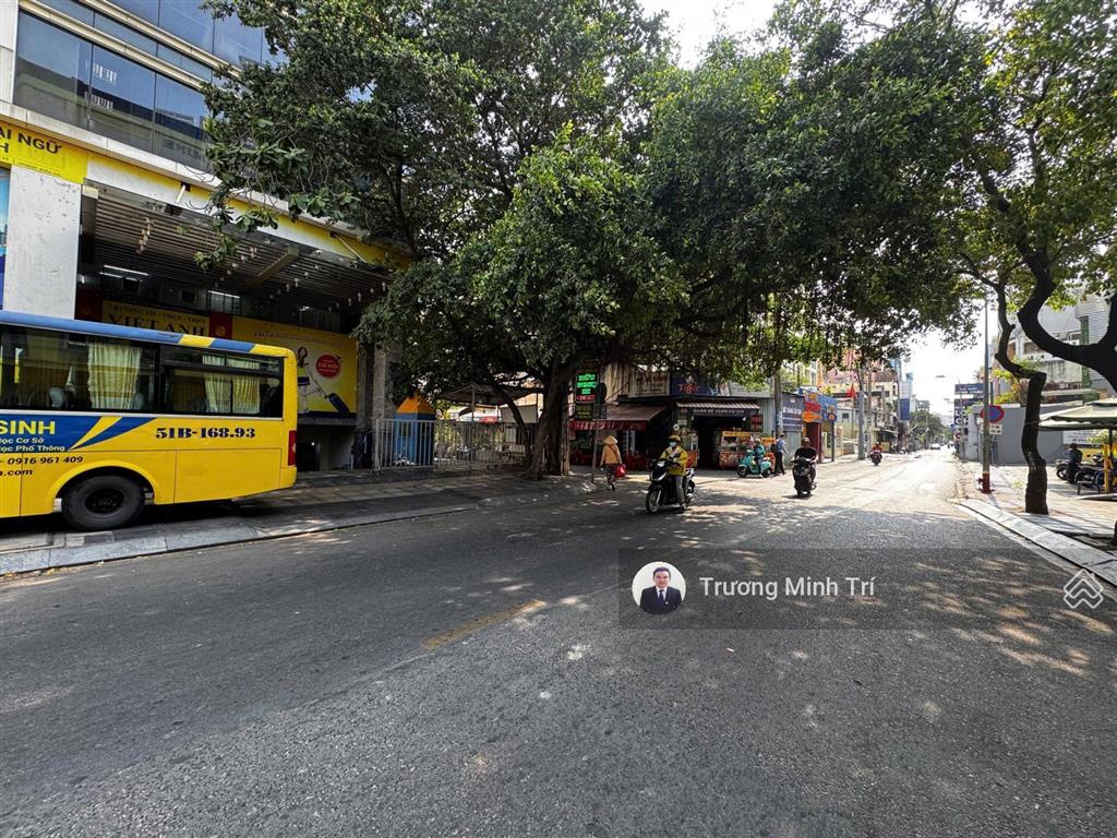 Bán cao ốc văn phòng mặt tiền nguyễn trọng tuyển