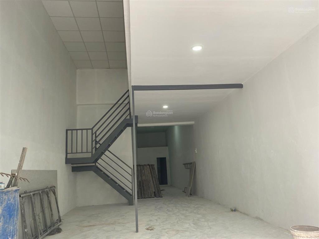 Nhà đất ở sổ riêng 4x17.8m, hẻm đường tham lương, ngay khu chợ đêm bà hom