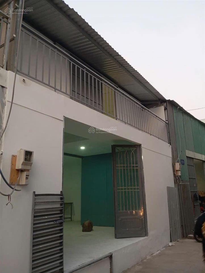 Nhà đất ở sổ riêng 4x17.8m, hẻm đường tham lương, ngay khu chợ đêm bà hom