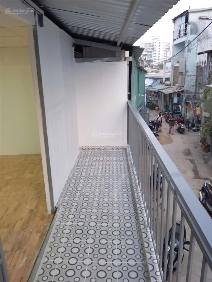 Nhà đất ở sổ riêng 4x17.8m, hẻm đường tham lương, ngay khu chợ đêm bà hom