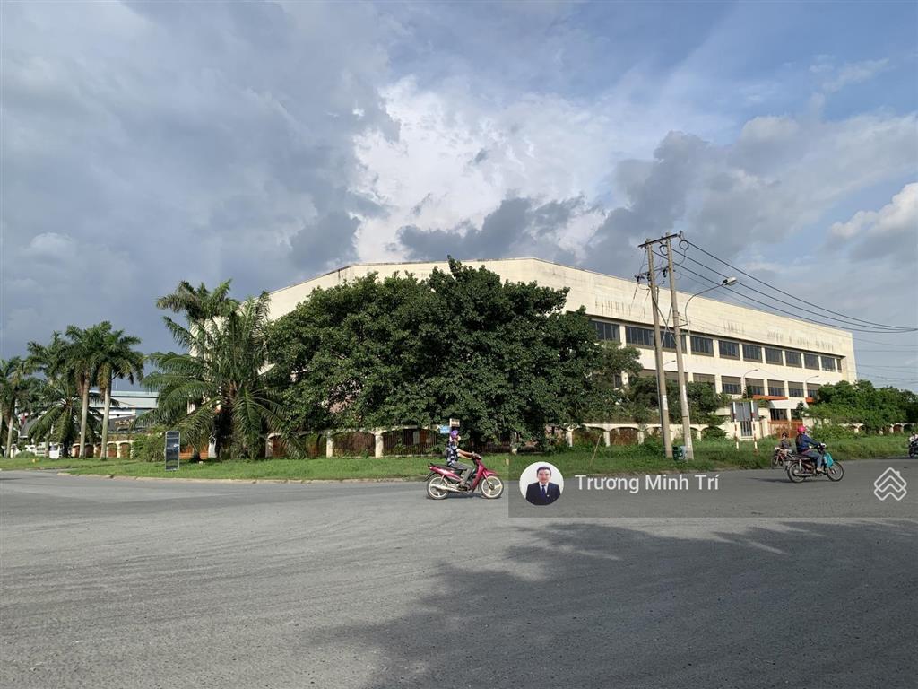 Nhà xưởng khu công nghiệp tân tạo giá tốt  đất 3.700m2 xưởng 2.500m2