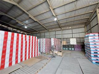 Cho thuê kho quận 7 150m² xe cont tận cửa, bãi rộng bốc dỡ hàng hóa